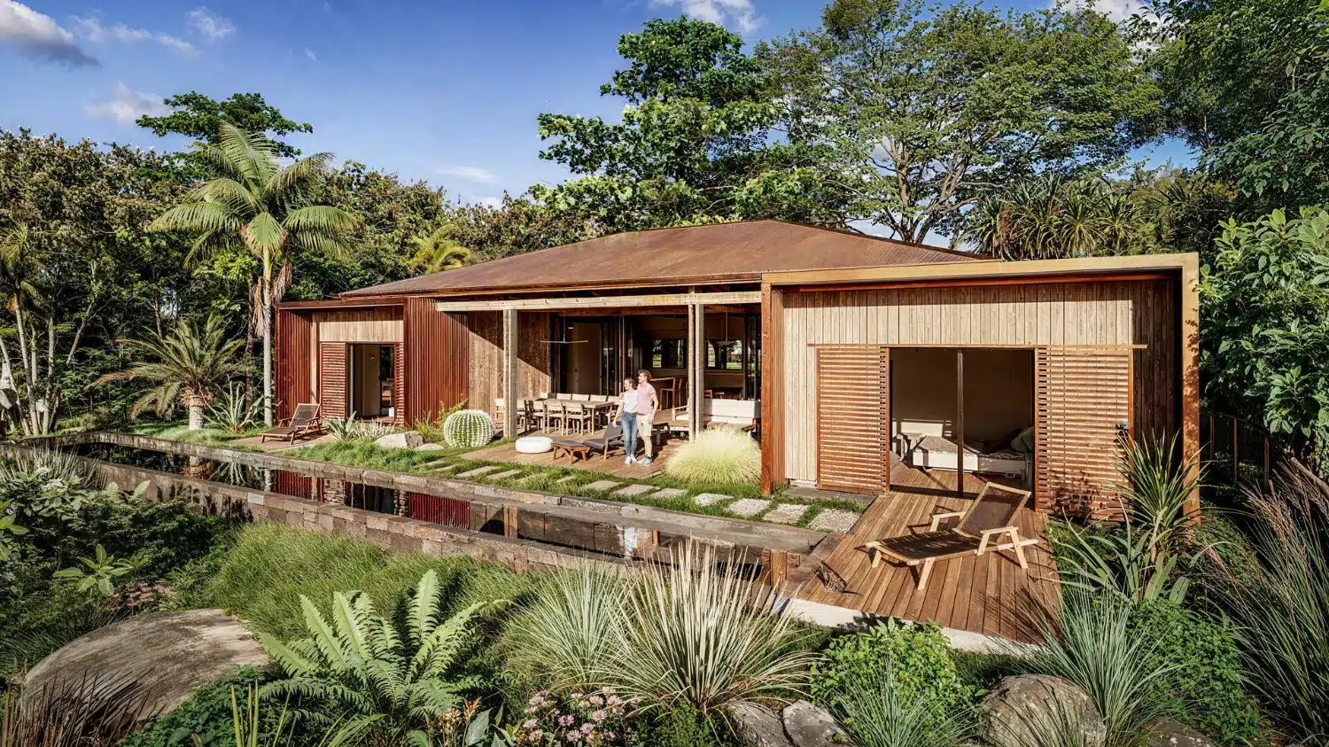 Maison bioclimatique autonome en énergie Jiva Santosha